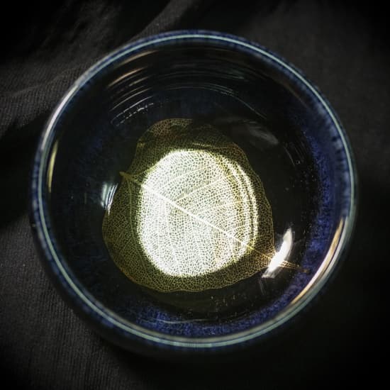 Чашка синяя Лист (фарфор)  