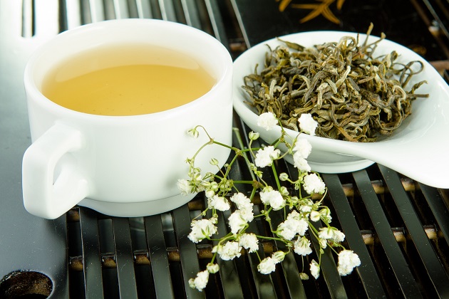 Белый чай — изысканный напиток с целебными свойствами